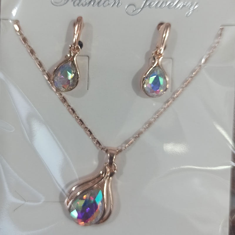 Green Red Drop Shape Necklace And Earrings Suite