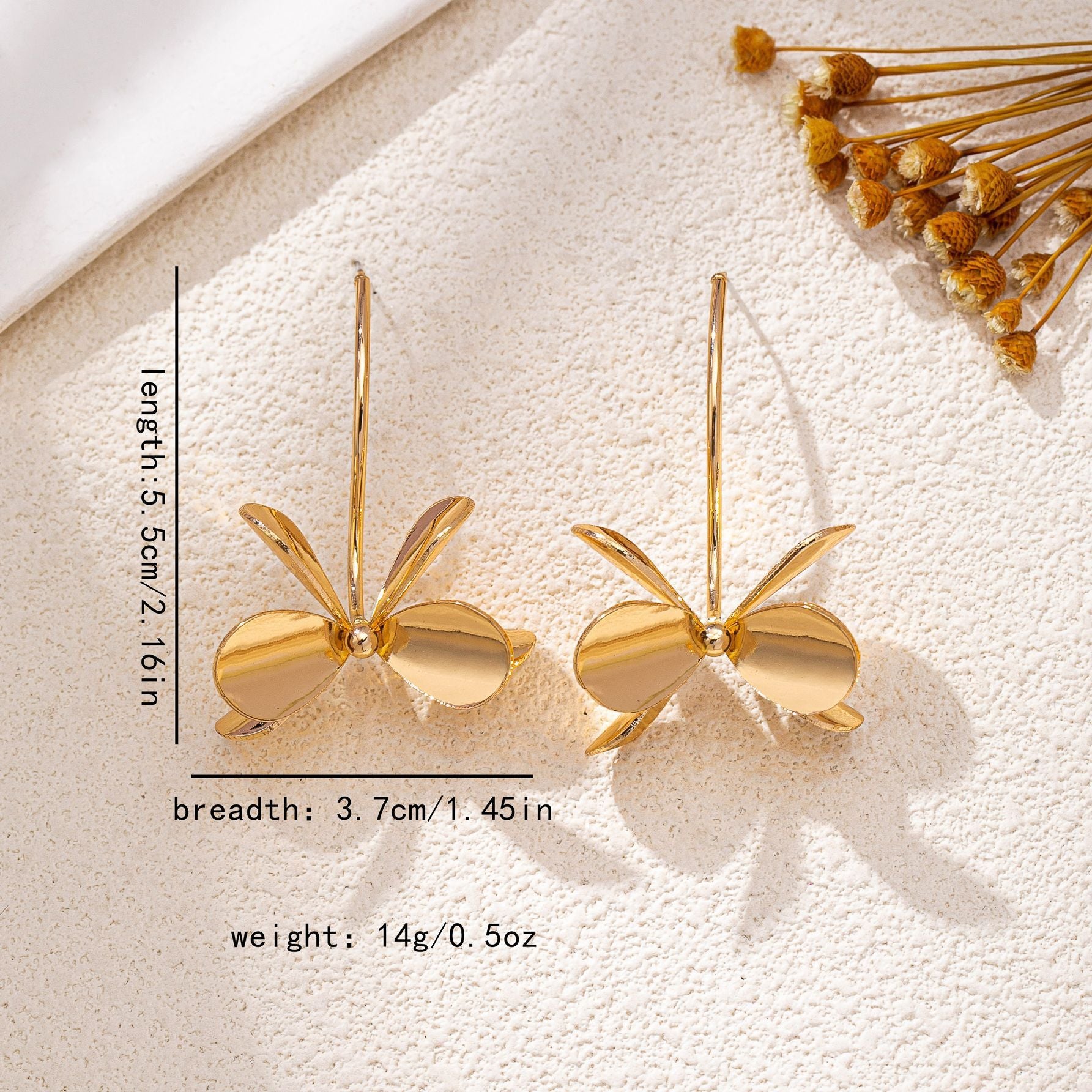 Stylish Flower Earrings Suitable For Women