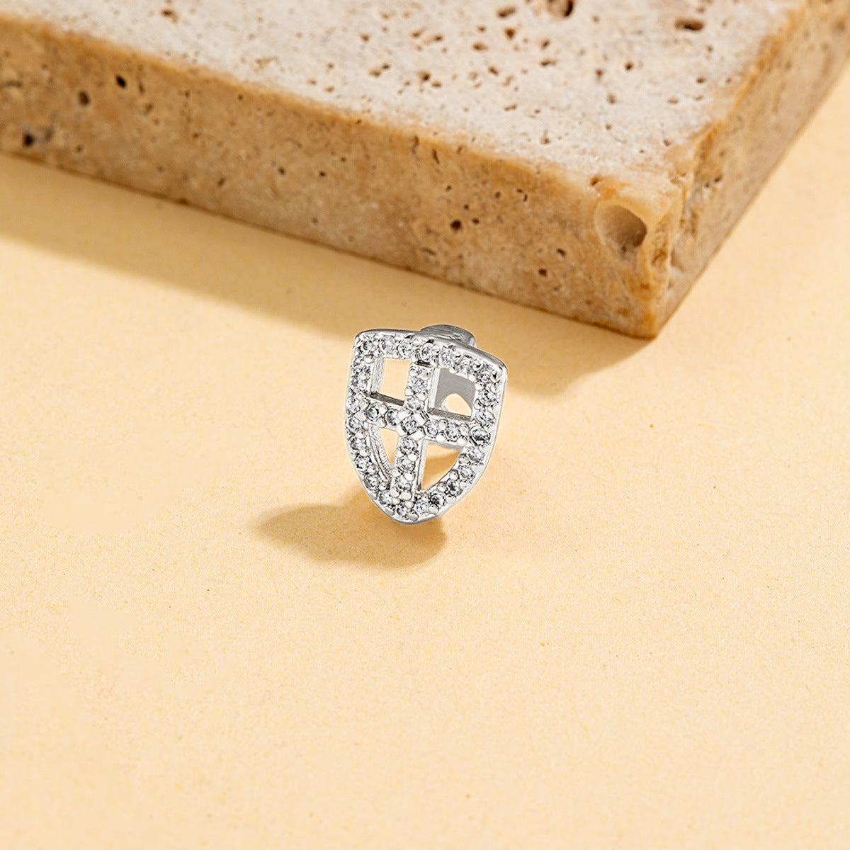 Stylish Hollowed-out Diamond-studded Braces