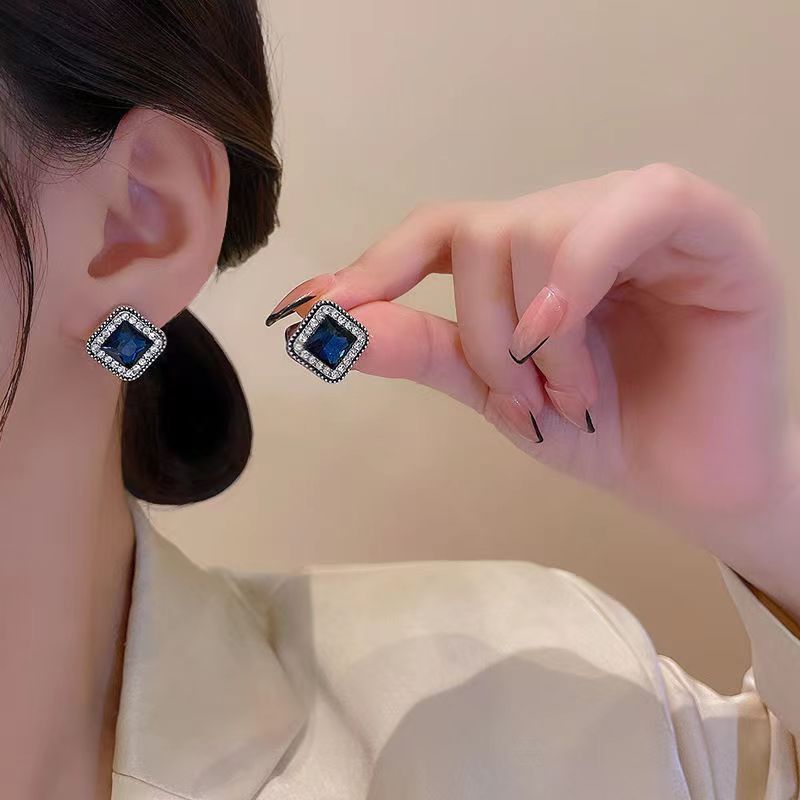 Korean Fashion Blue Diamond Square Minimalist Temperament Personality Square Earrings For Women