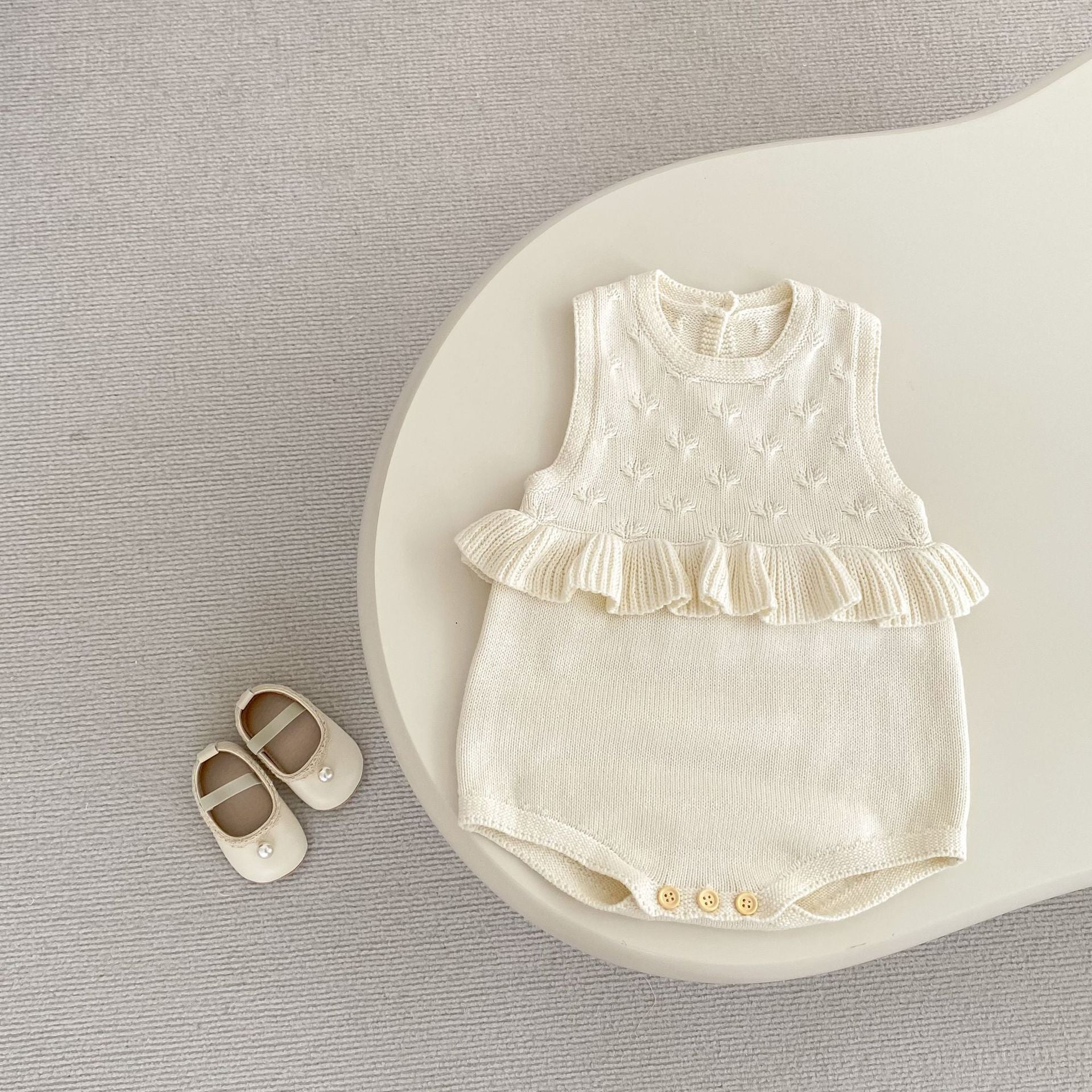 Baby Girl's Ruffle Vest Cute Fashionable Knitted Jacket All-matching Romper