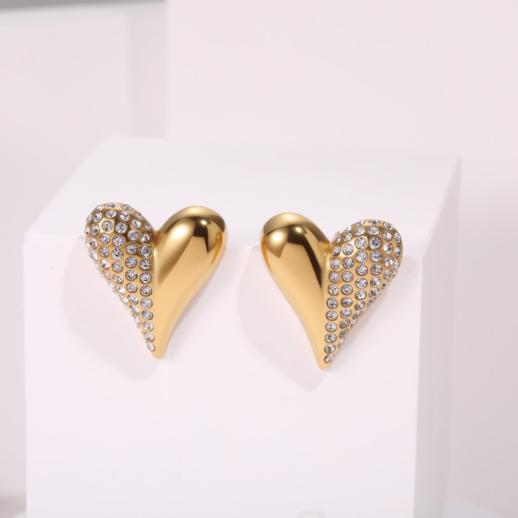 European And American Fashion Love Heart-shaped Diamond Stud Earrings Stainless Steel