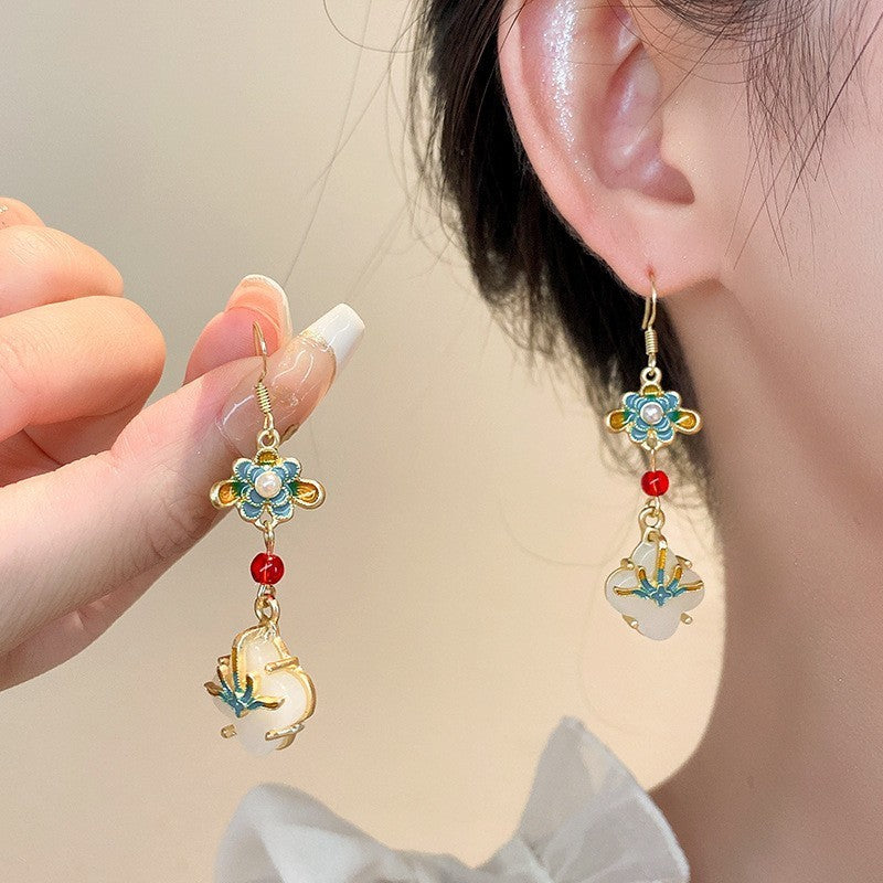 All-match Dripping Oil Niche Personality Ear Hook
